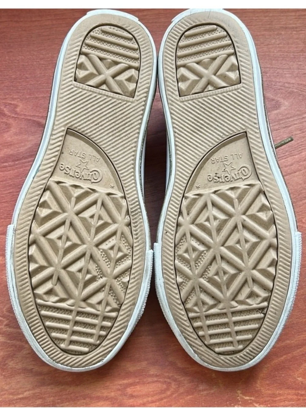Converse Kids Gold Glitter Low-Top Sneakers